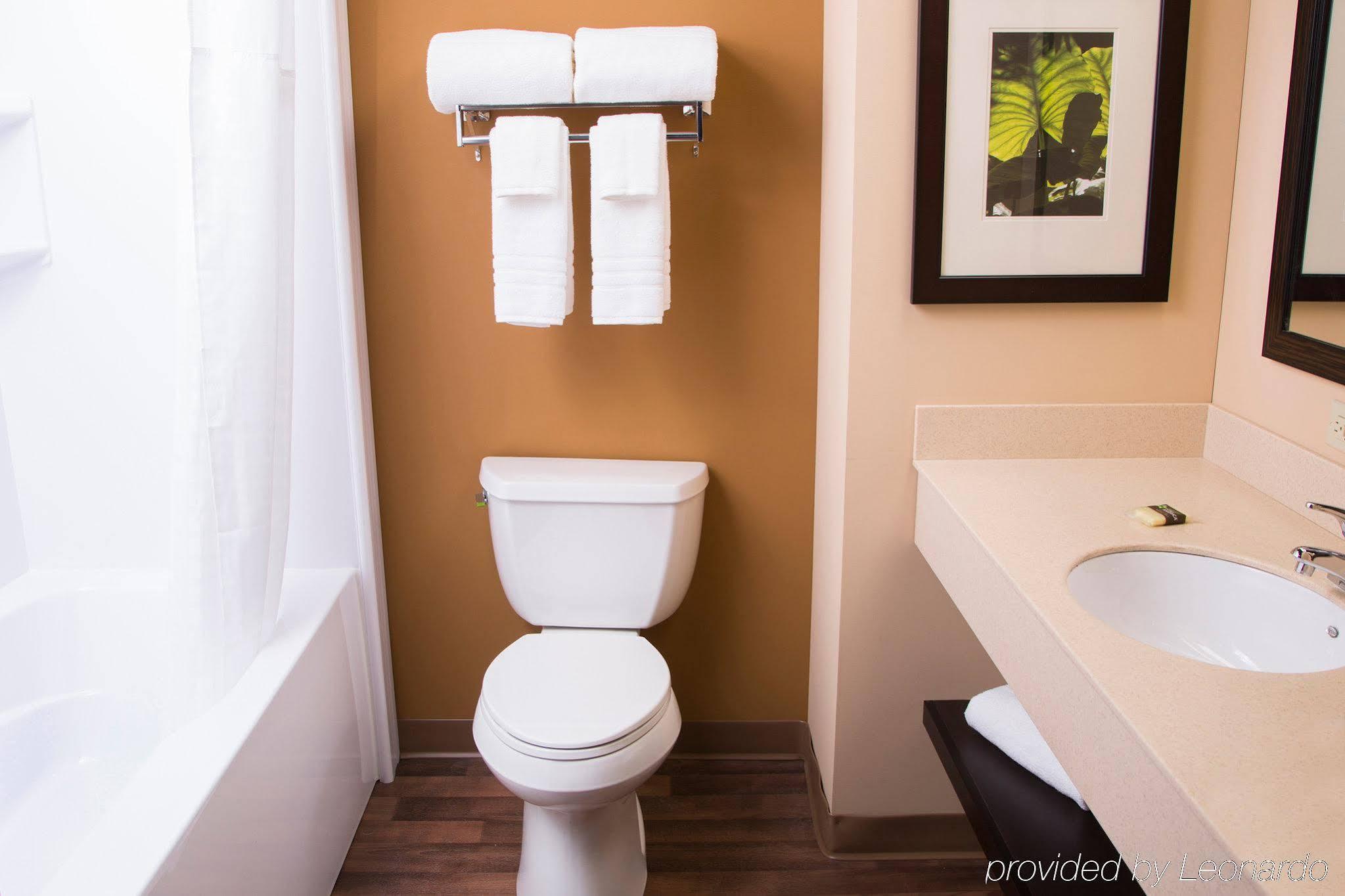 Extended Stay America Select Suites - Chicago - Hanover Park Eksteriør billede