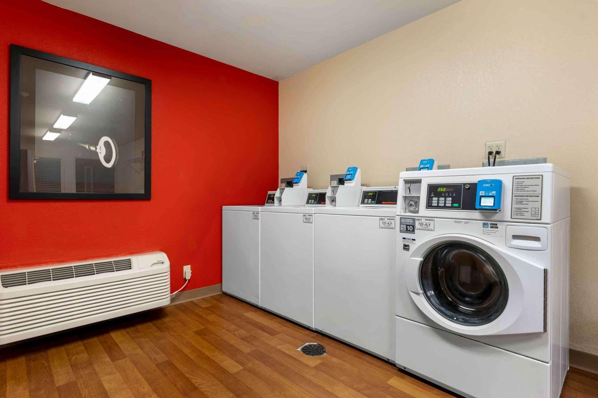 Extended Stay America Select Suites - Chicago - Hanover Park Eksteriør billede