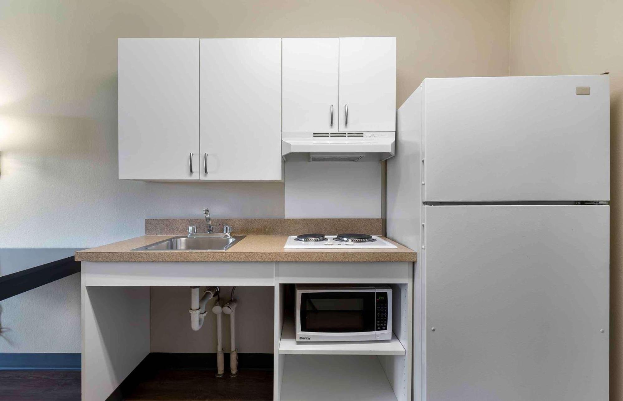 Extended Stay America Select Suites - Chicago - Hanover Park Eksteriør billede