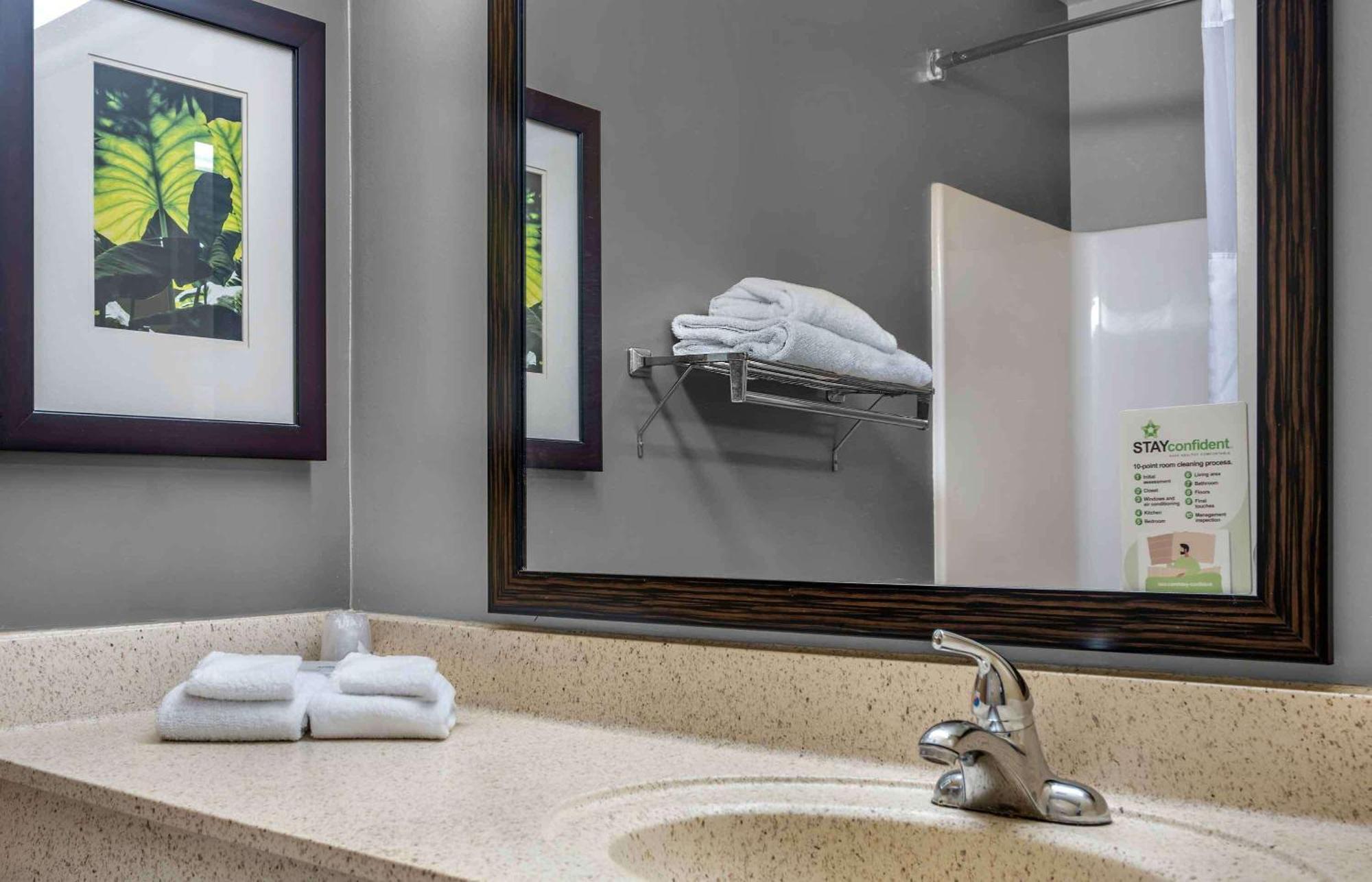 Extended Stay America Select Suites - Chicago - Hanover Park Eksteriør billede