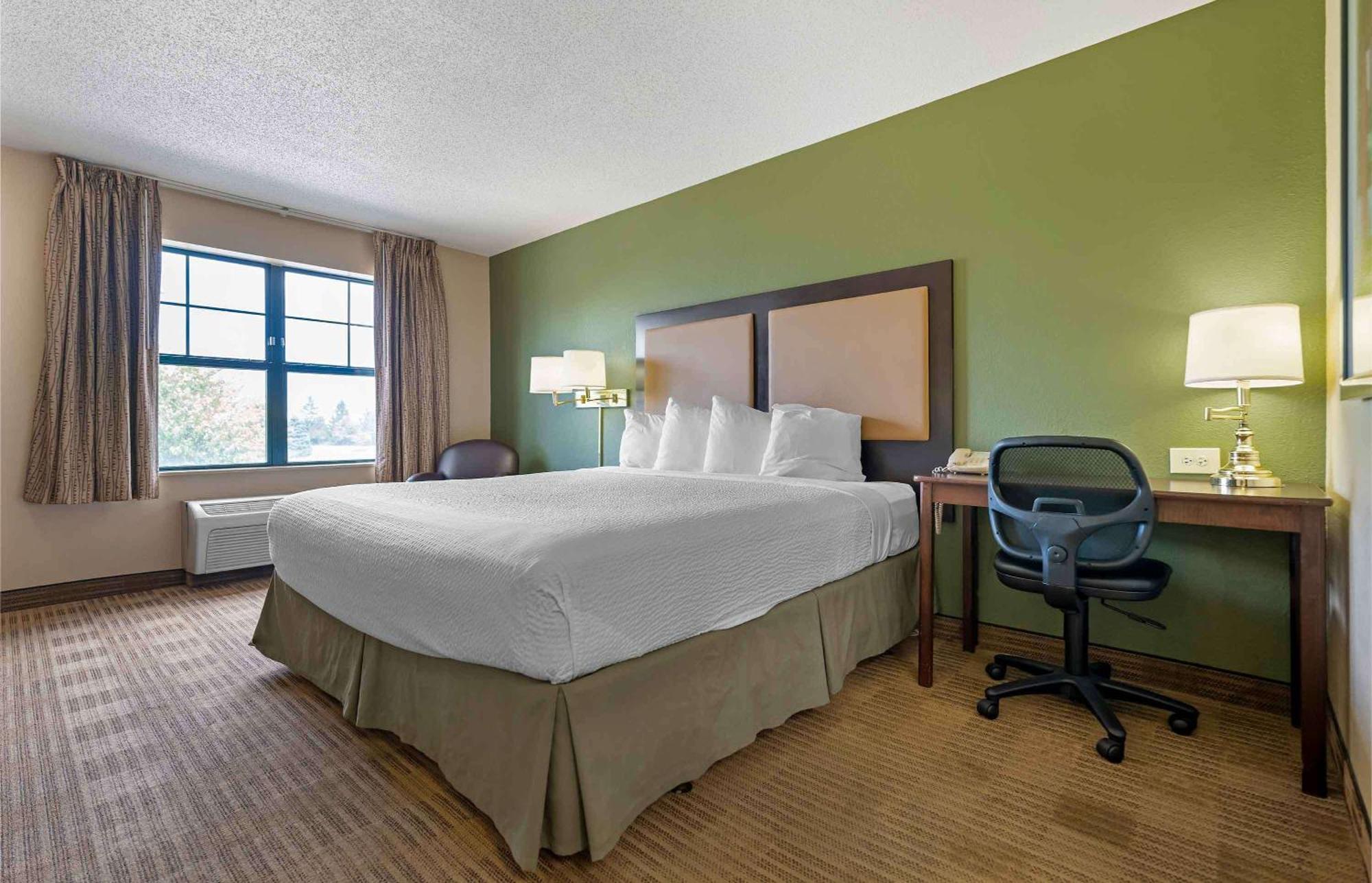 Extended Stay America Select Suites - Chicago - Hanover Park Eksteriør billede