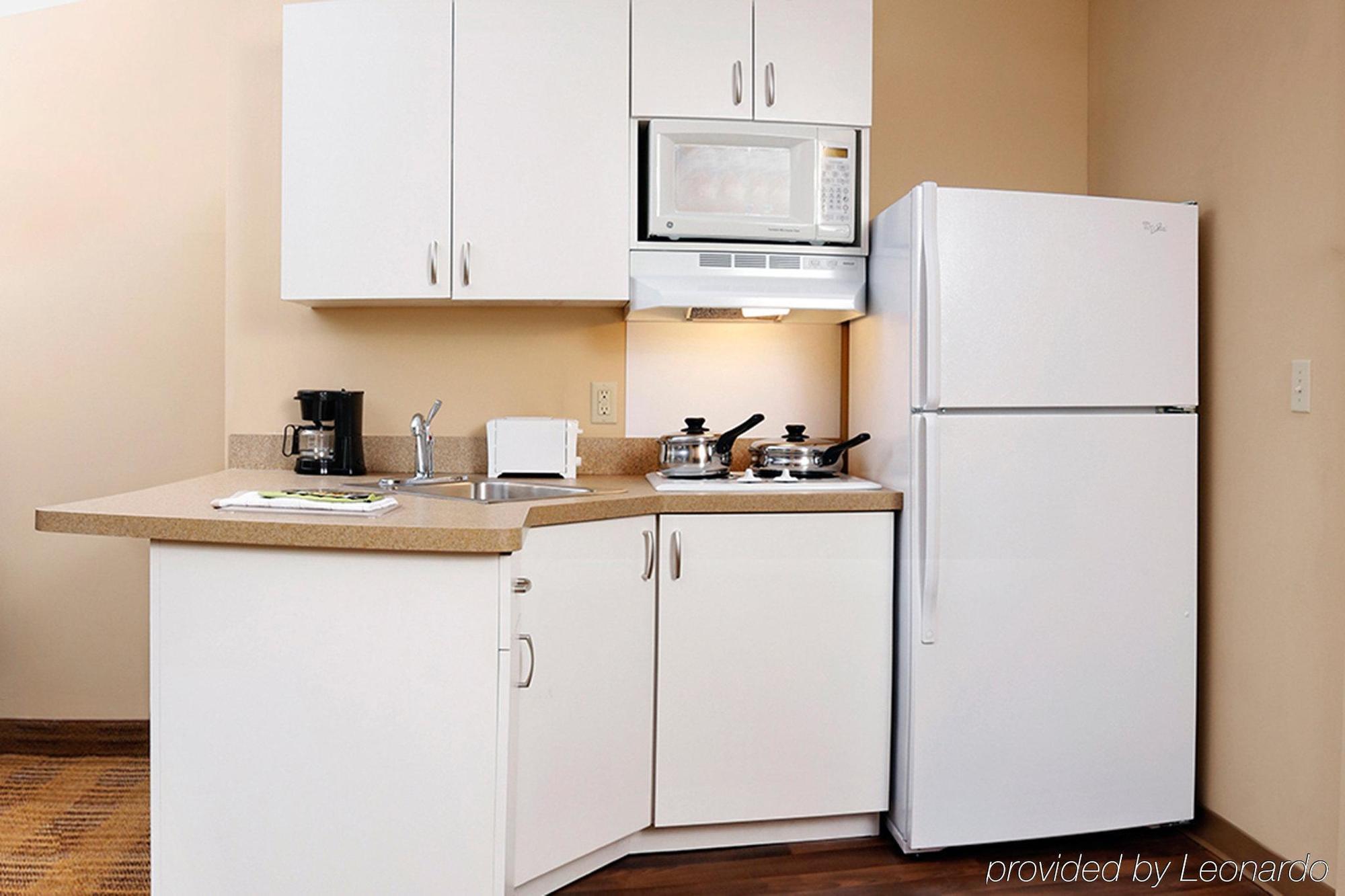 Extended Stay America Select Suites - Chicago - Hanover Park Eksteriør billede