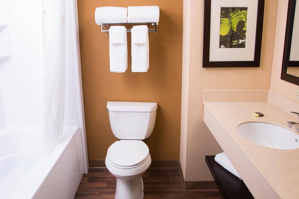 Extended Stay America Select Suites - Chicago - Hanover Park Eksteriør billede